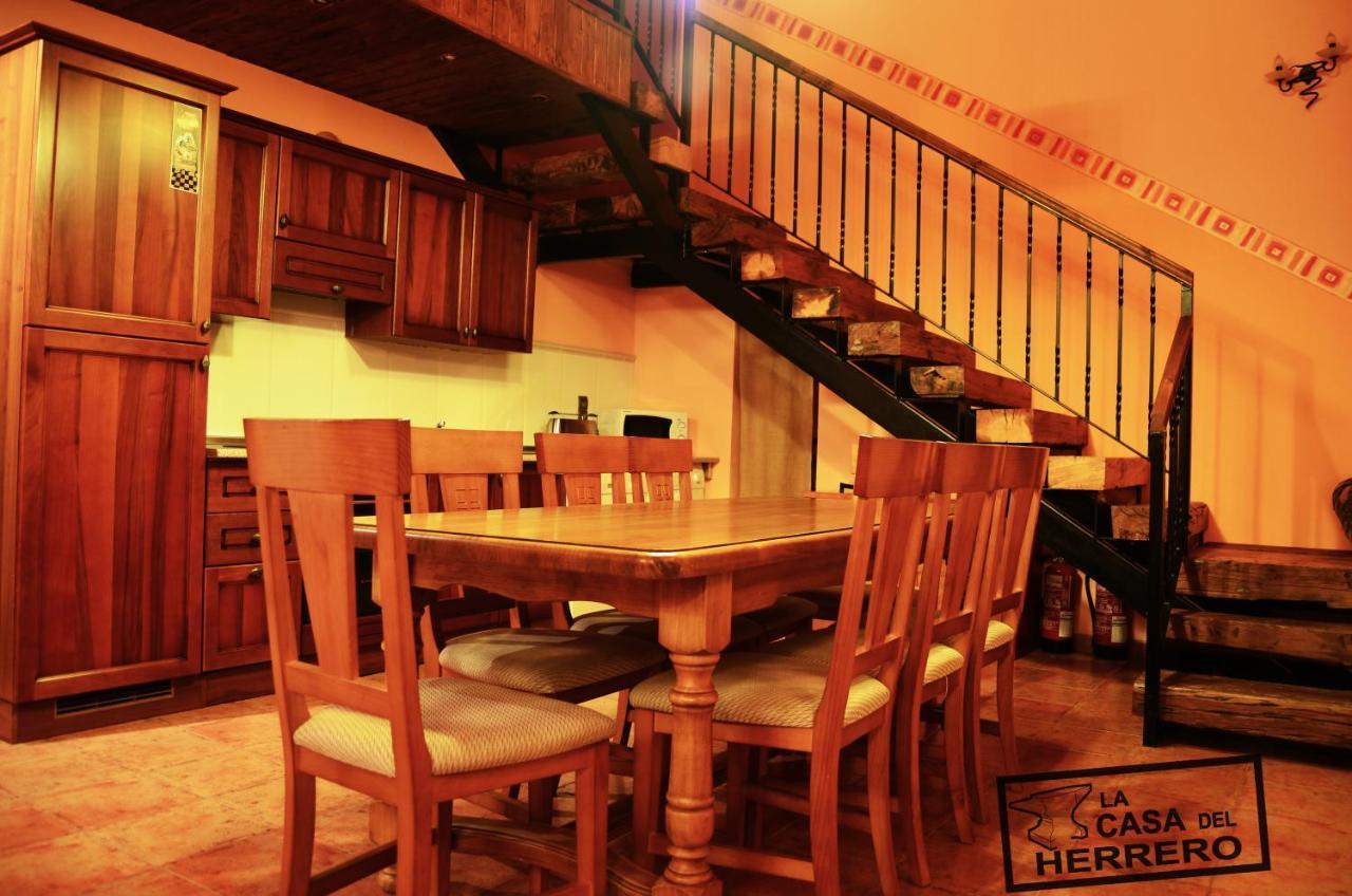 La Casa Del Herrero El Poyo Eksteriør billede