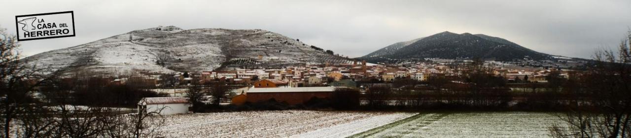 La Casa Del Herrero El Poyo Eksteriør billede