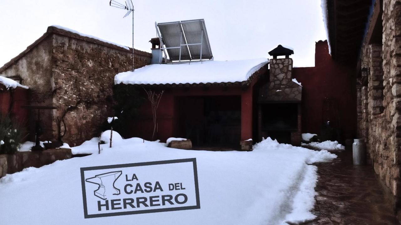 La Casa Del Herrero El Poyo Eksteriør billede