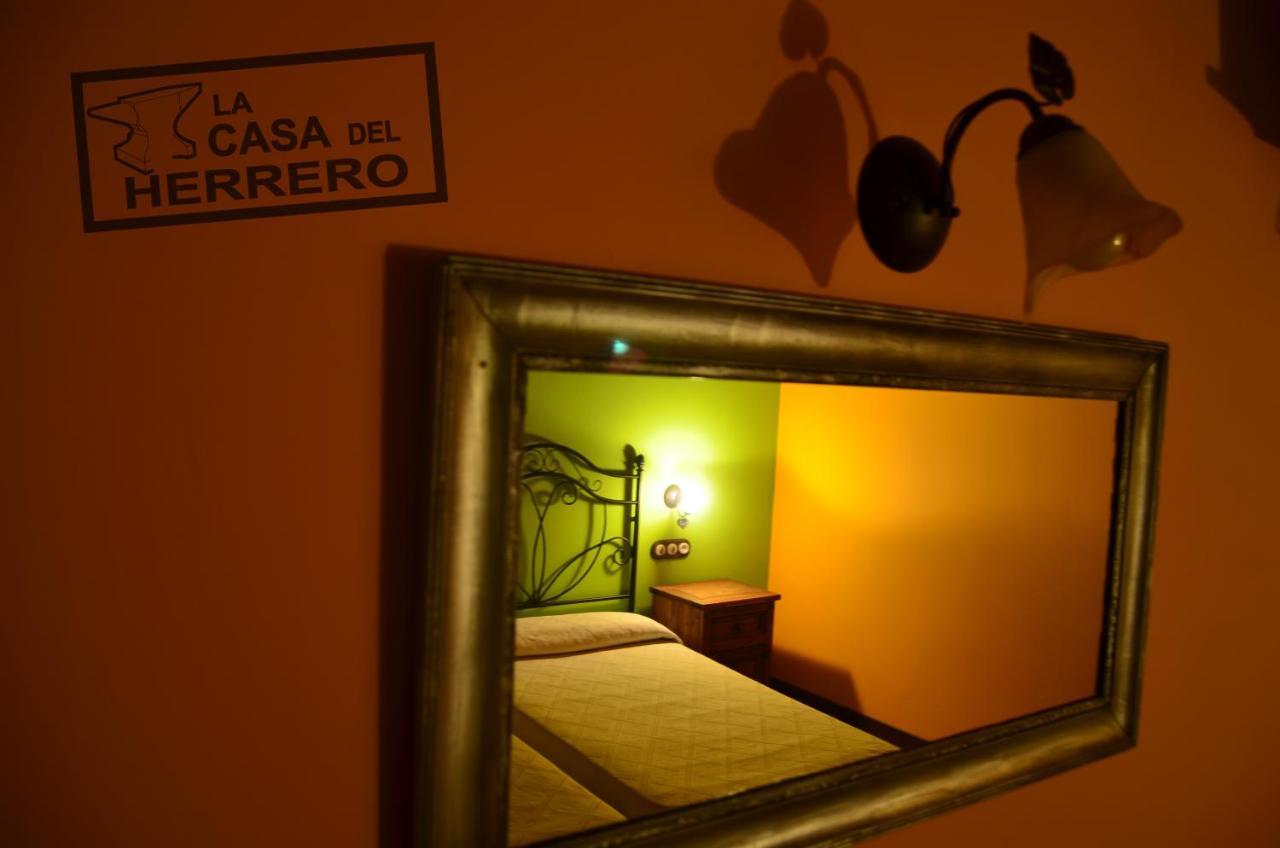 La Casa Del Herrero El Poyo Eksteriør billede